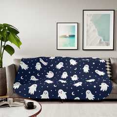 Cute Ghost Flying Halloween Blanket