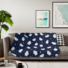 Cute Ghost Flying Halloween Blanket